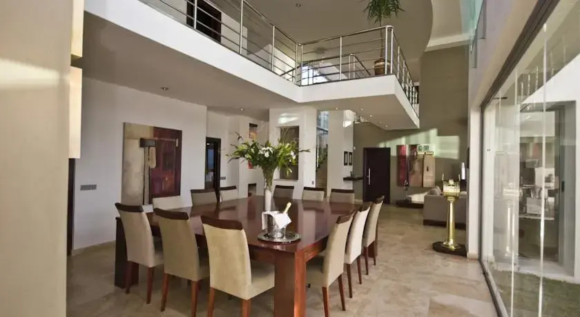 Hollywood Mansion