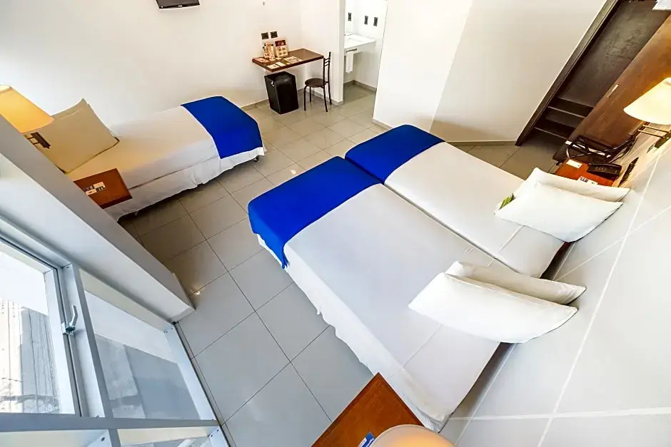 Hotel LP Santa Cruz Centro - Chambres