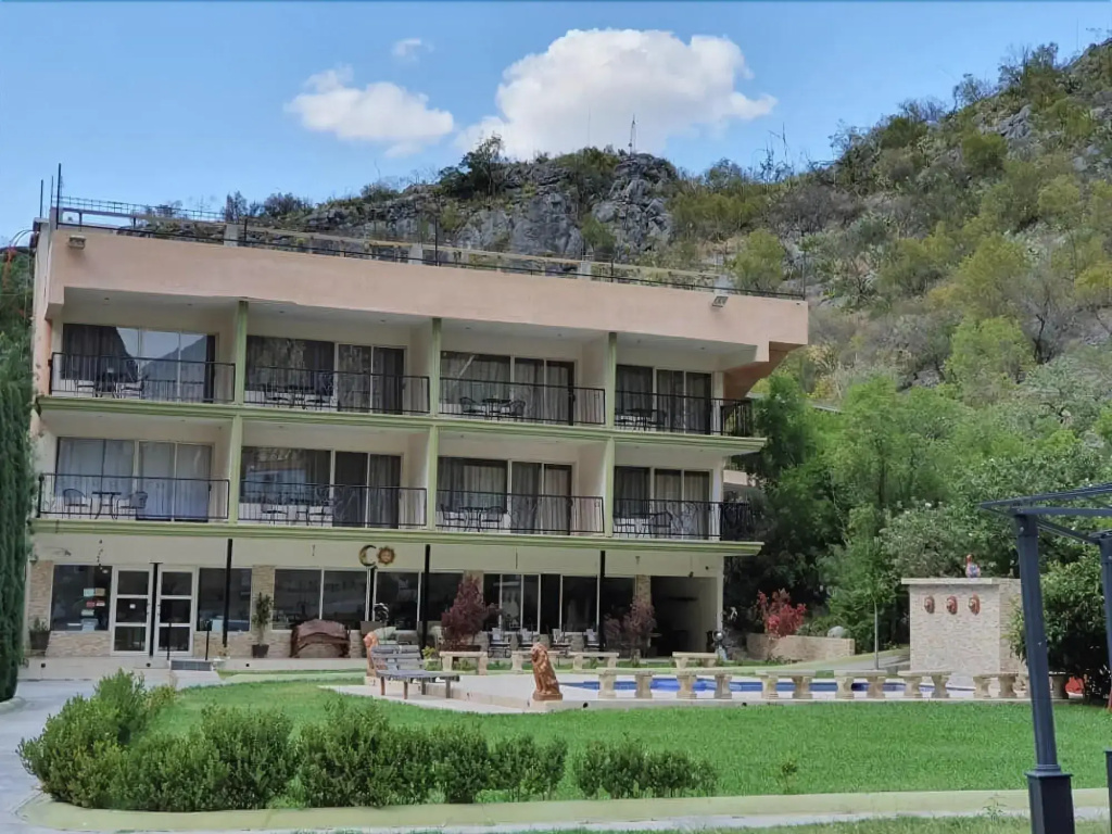 Hotel photo 11
