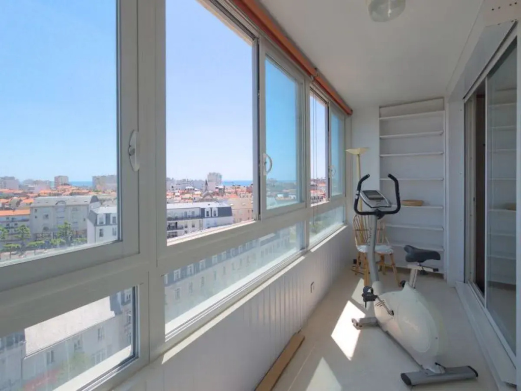 Balcony & Terrace