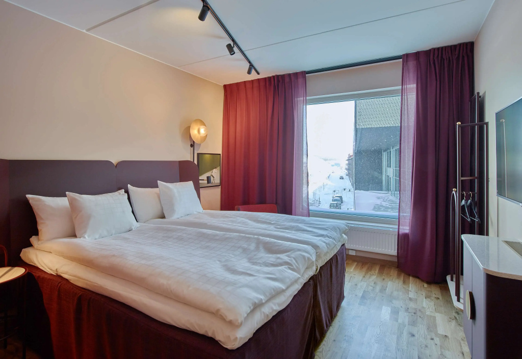 Standard Double room (full double bed)