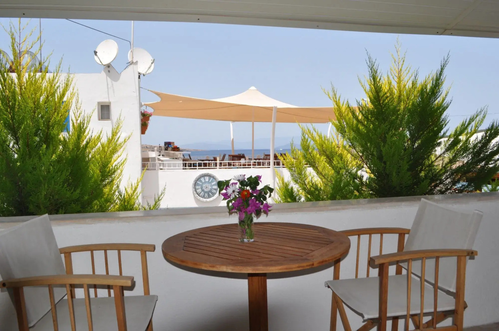 Balcony & Terrace