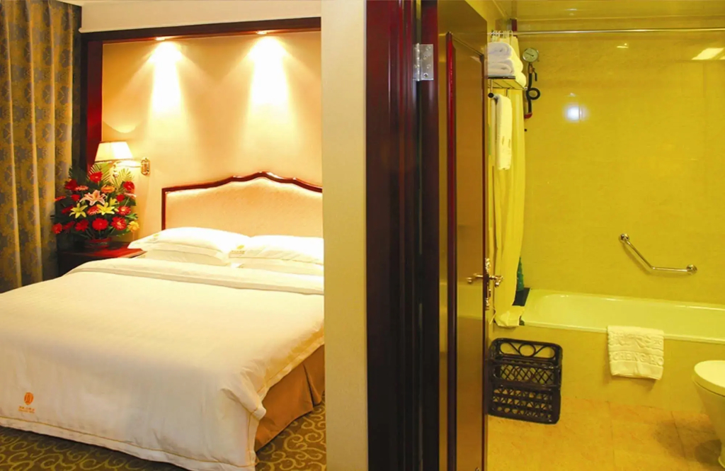 Chengde Jing Cheng Hotel - фото 8