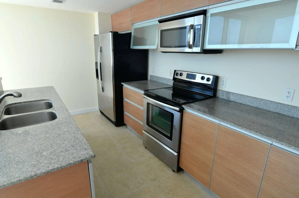 Riviera Luxury Living at River Oaks Marina and Tower - Général