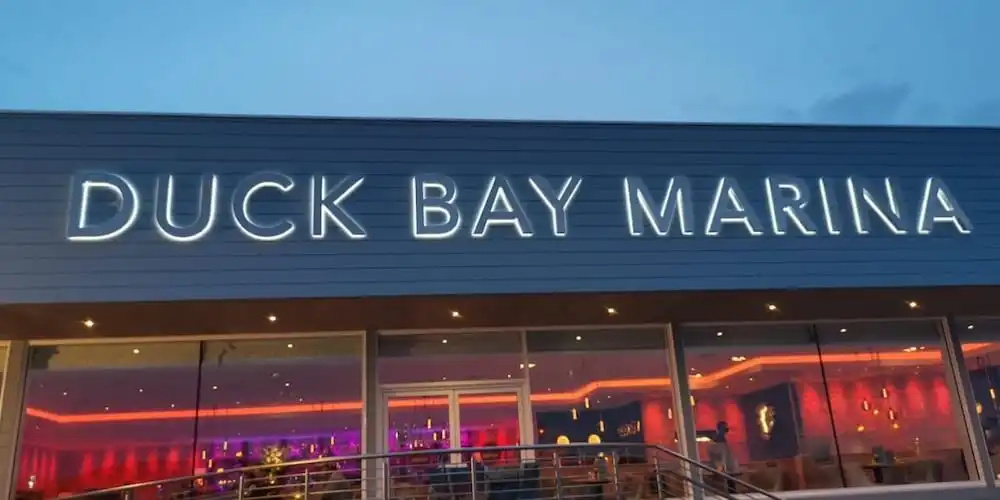 Duck Bay Hotel
