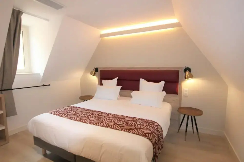 Hotel Montaigne - Chambres