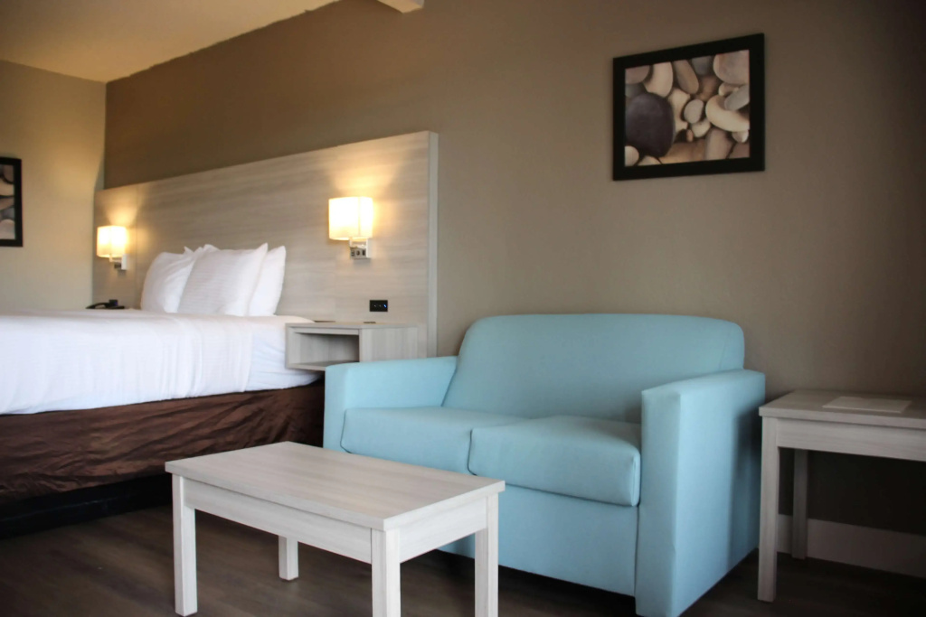 Standard Double room (full double bed)