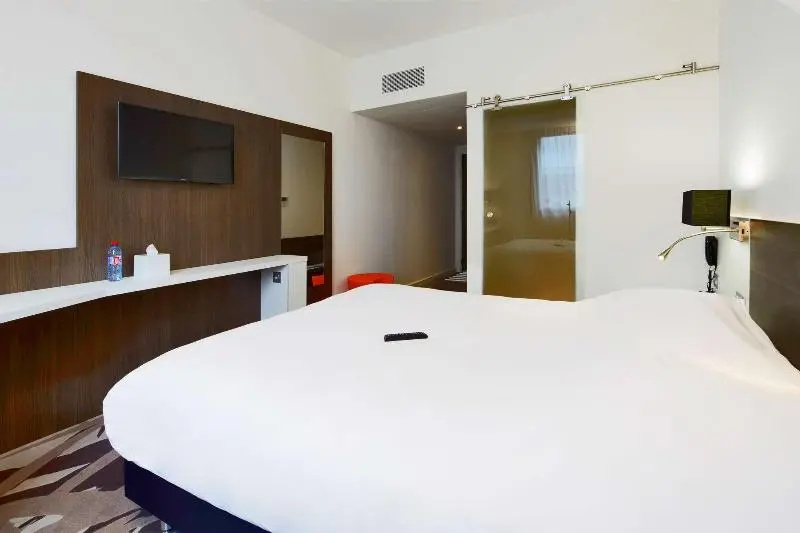 Kyriad Troyes Centre - Chambres