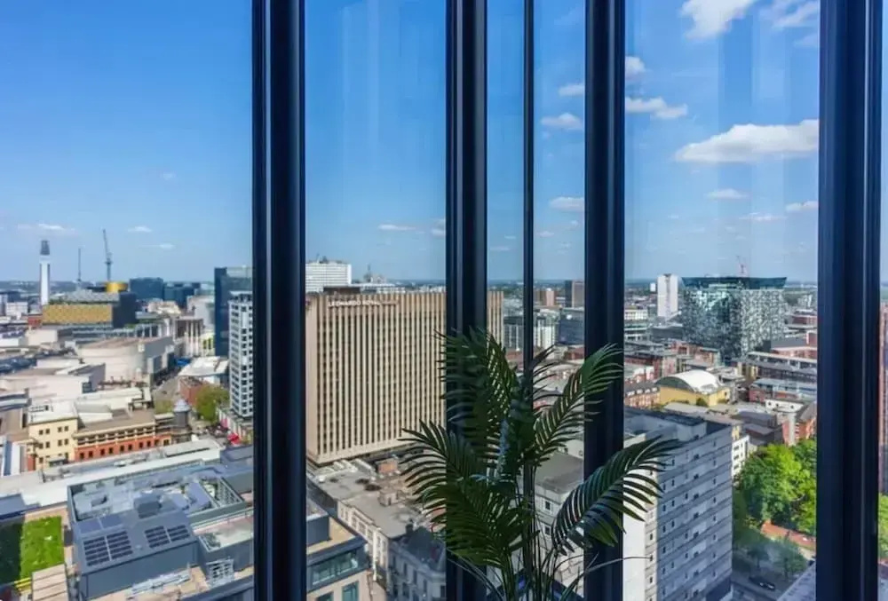City Centre Appt-sleeps 5-free Parking & Free Wifi