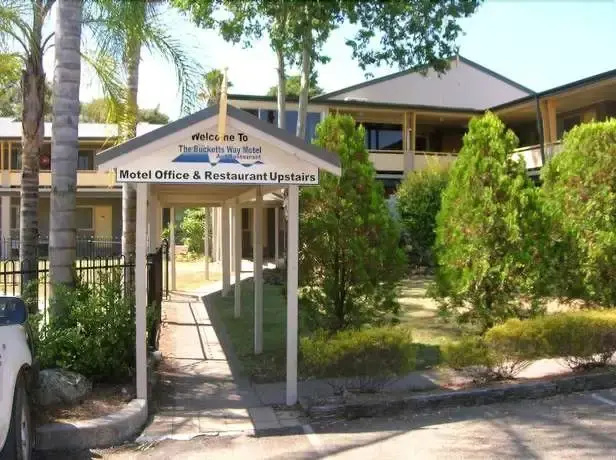 Bucketts Way Motel