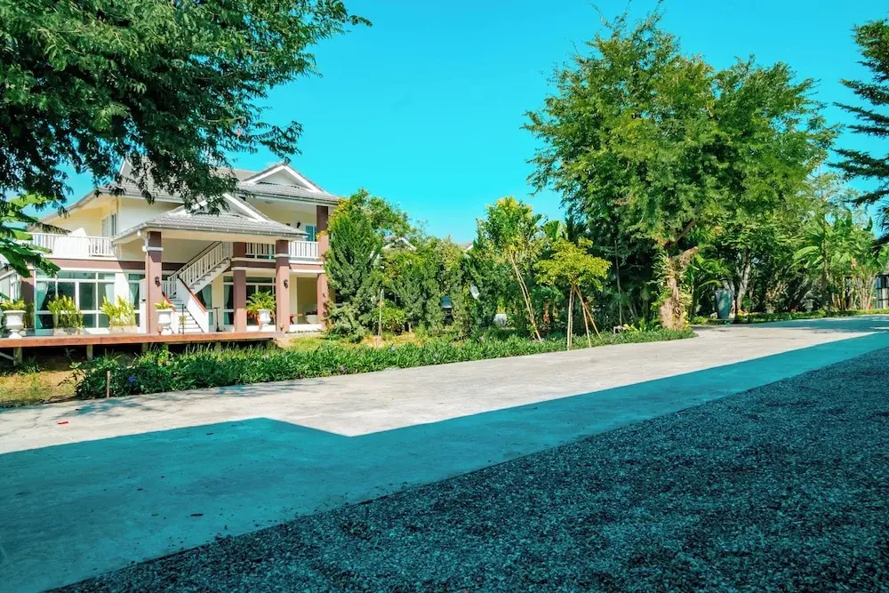 Farinda Resort & Pool Villa