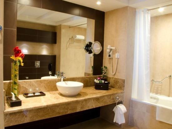 Cristal Hotel Abu Dhabi