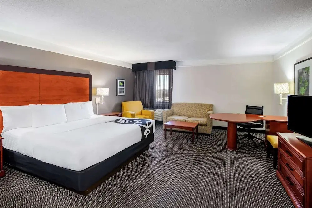 La Quinta Inn & Suites by Wyndham Houston Baytown East - Chambres