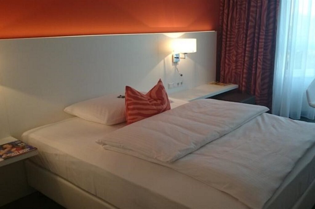 Relexa Hotel Frankfurt/ Main picture