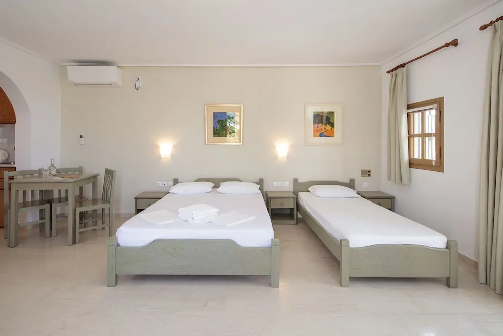 Standard Quadruple room