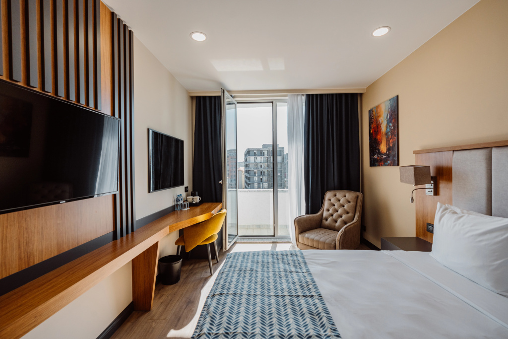 Отель Best Western Plus «Батуми» — фото