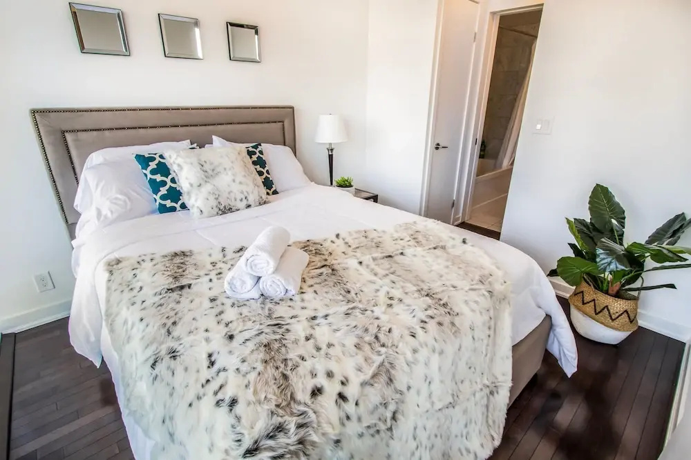 1 Bedroom Standard room with balcony and with city view