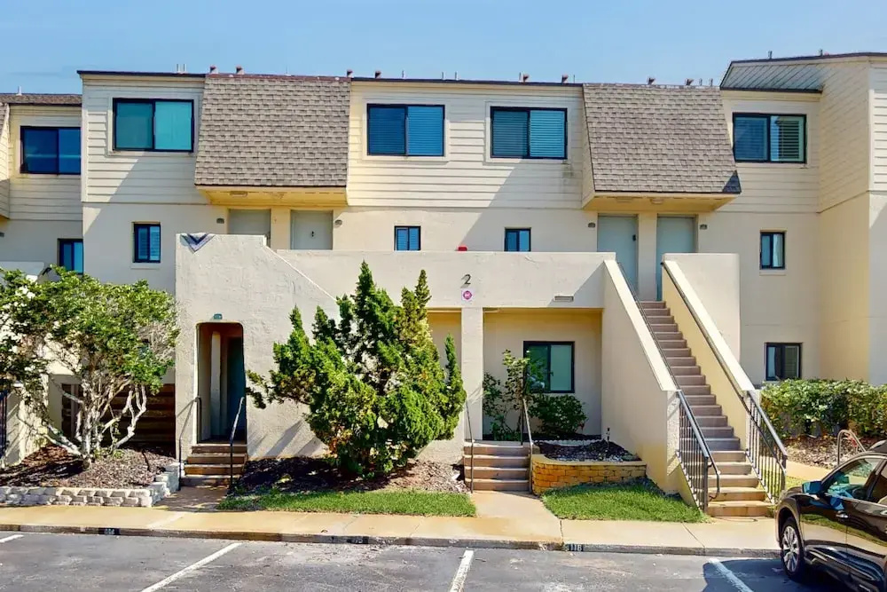 Oceanfront Condo With Direct Beach Access, Shared Pool, Tennis