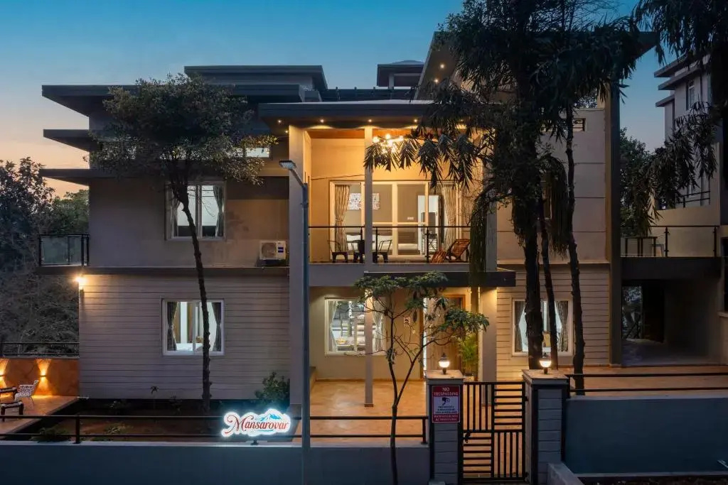 SaffronStays The Fusion, Lonavala - pool villa with hip interiors and indoor games