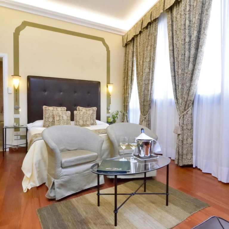 Hotel photo 32