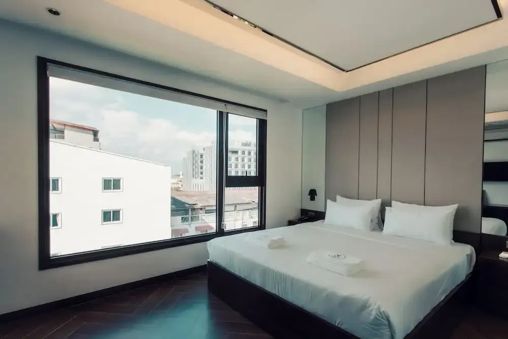 Superior Double room (full double bed)