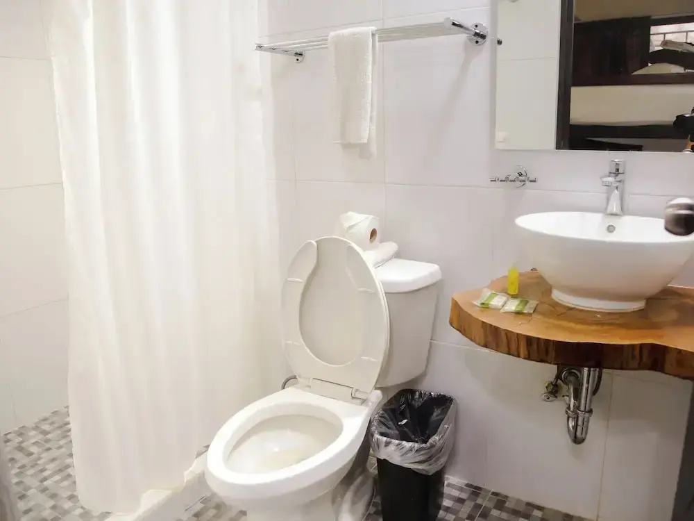 1 Bedroom Economy Triple room