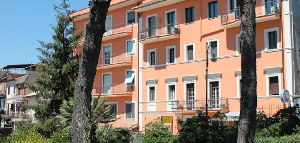 Hotel photo 9