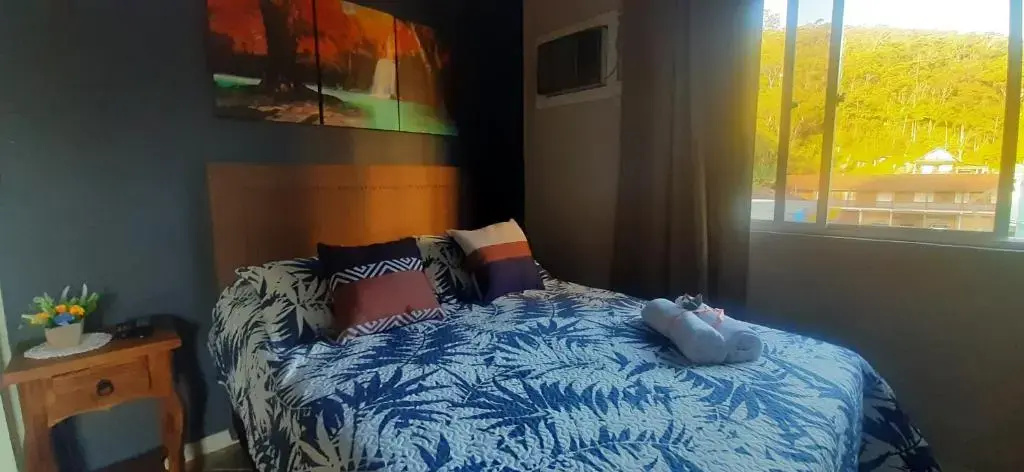 Suite with city view