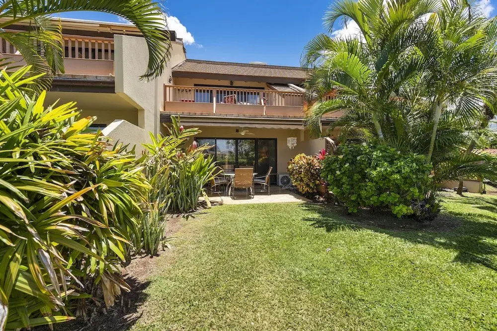 Maui Kamaole J-104 - Renovated, Private Ground Floor Unit, Two Lanais, Split AC!