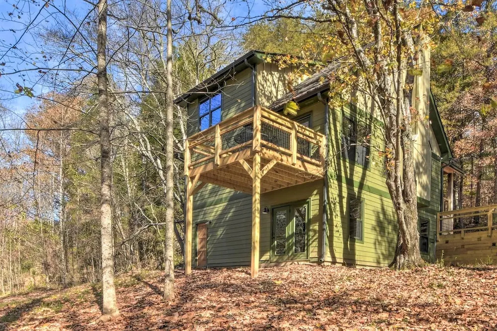 Creekside Craftsman Retreat in North GA Mountains!