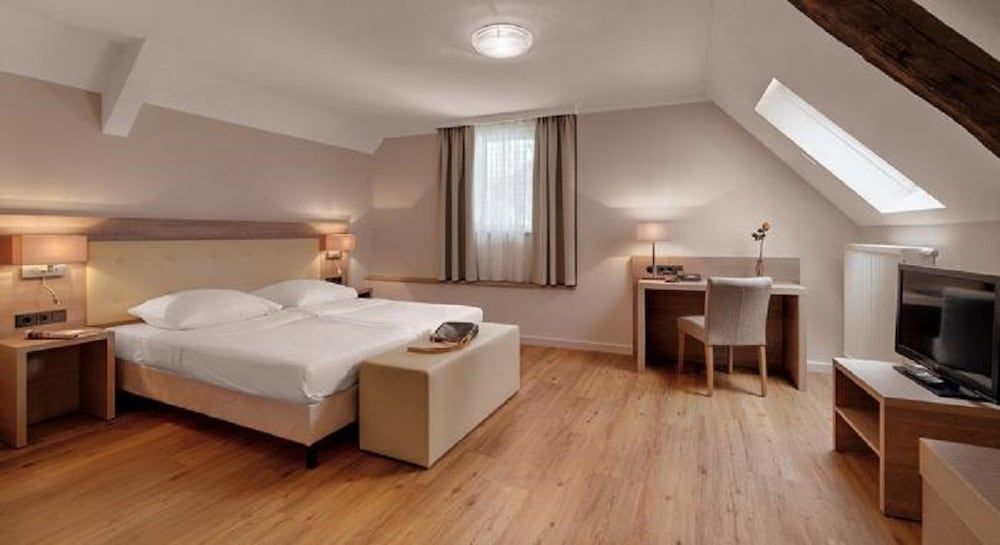 Hotel Doctor Weinstube by null