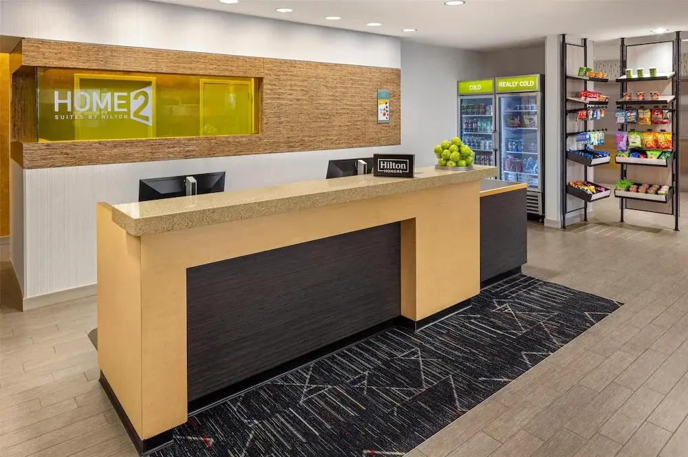 Home2 Suites by Hilton Roseville Minneapolis