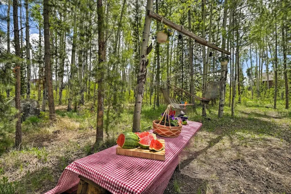 Balcony, Fire Pit & Grill: Grand Lake Retreat! - фото 10