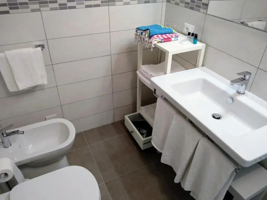 Standard Double room with balcony and with sea view (full double bed)