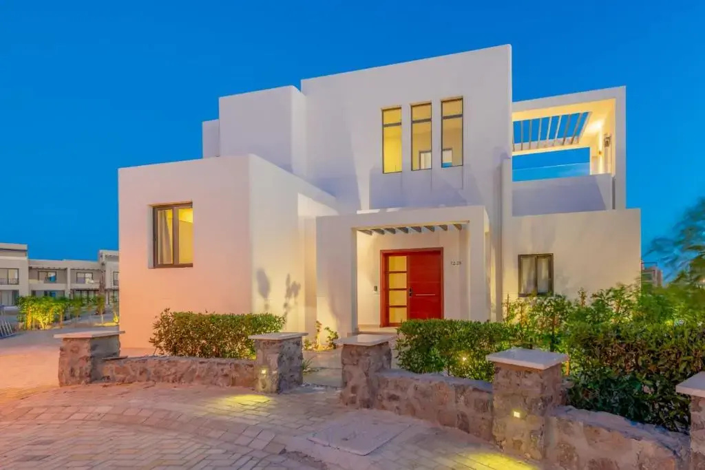 Long Island Gouna 5br Tawila Beach House & Pool