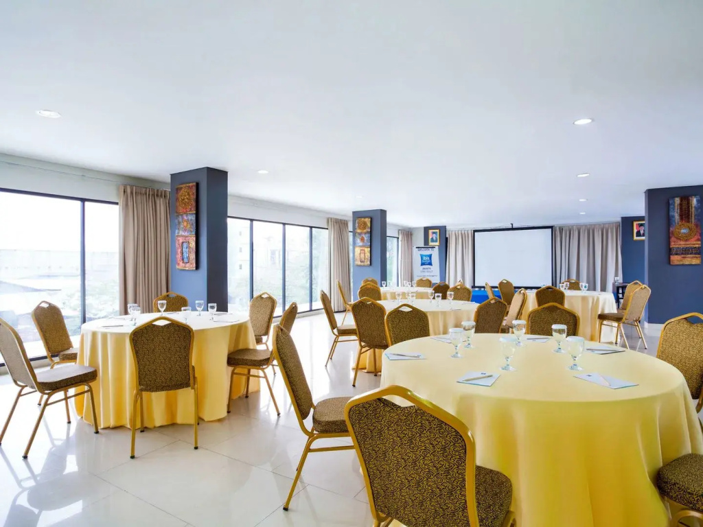 Mercure Jakarta Grogol - Général