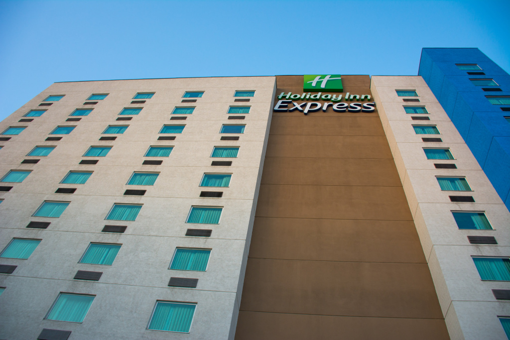 Holiday Inn Express Saltillo Zona Aeropuerto by IHG