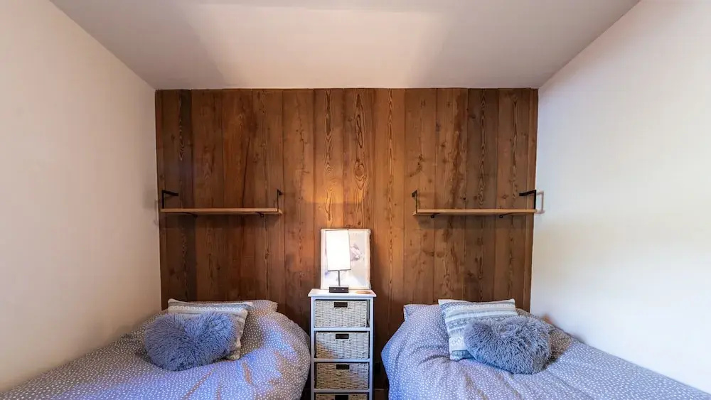 Voir la photo 2 — Apartment in France With Mountain Views & Pool