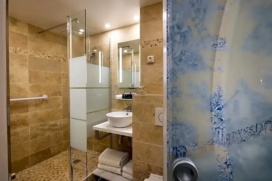 Relais Hotel Du Vieux Paris 48