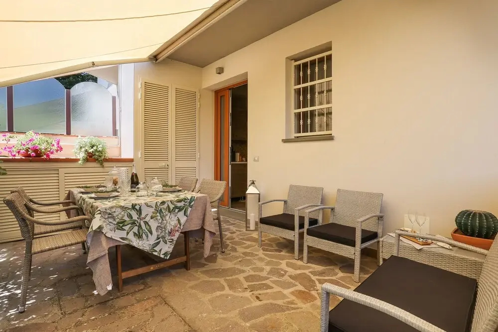 Impeccable Apartment Near Florence and Chianti