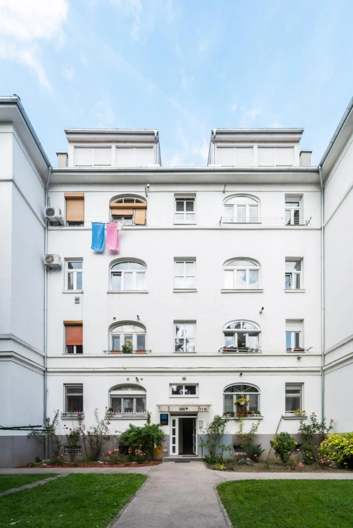 Opera Apartment