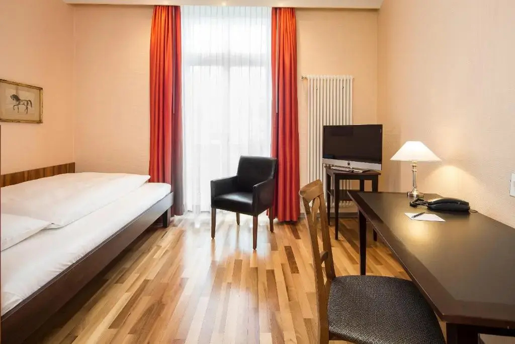 Hotel Schweizerhof Basel - Chambres