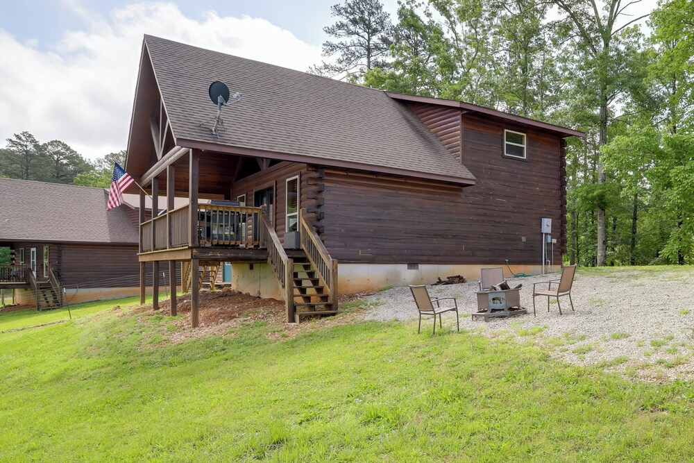 Family Cabin w/ Deck By Mark Twain Natl Forest!