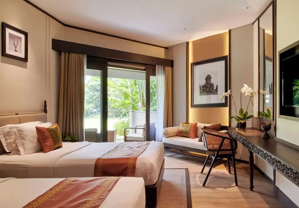 Deluxe Double room with balcony (twin beds)