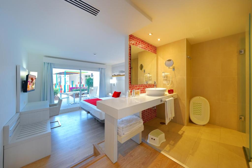 Aequora Lanzarote Suites - Chambres