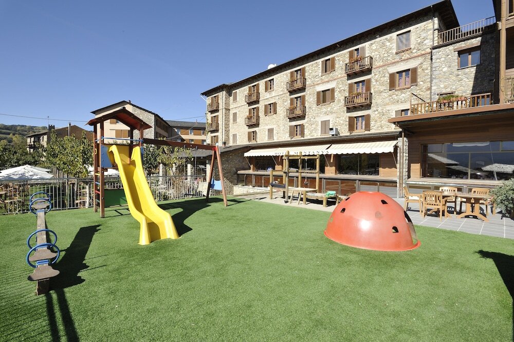 Cerdanya EcoResort & SPA picture