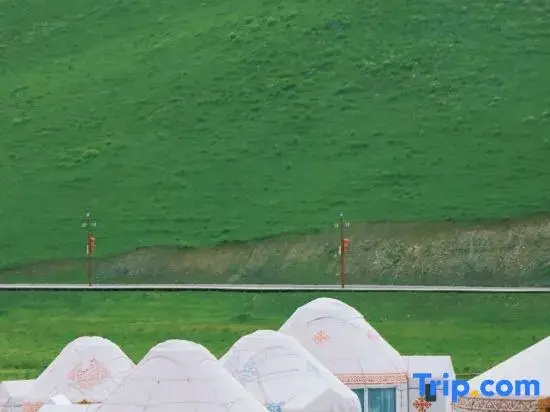 Kanas Nanting Homestay (Jiadengyu National Forest Park)