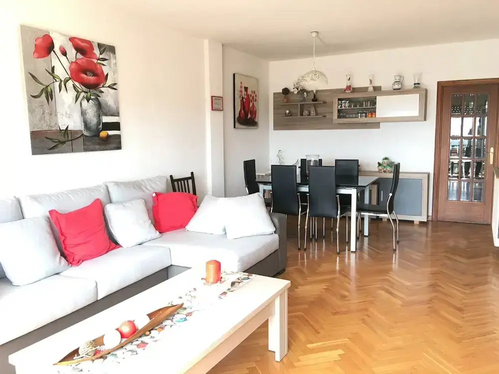 4 Bedrooms Standard Apartment with balcony and with sea view