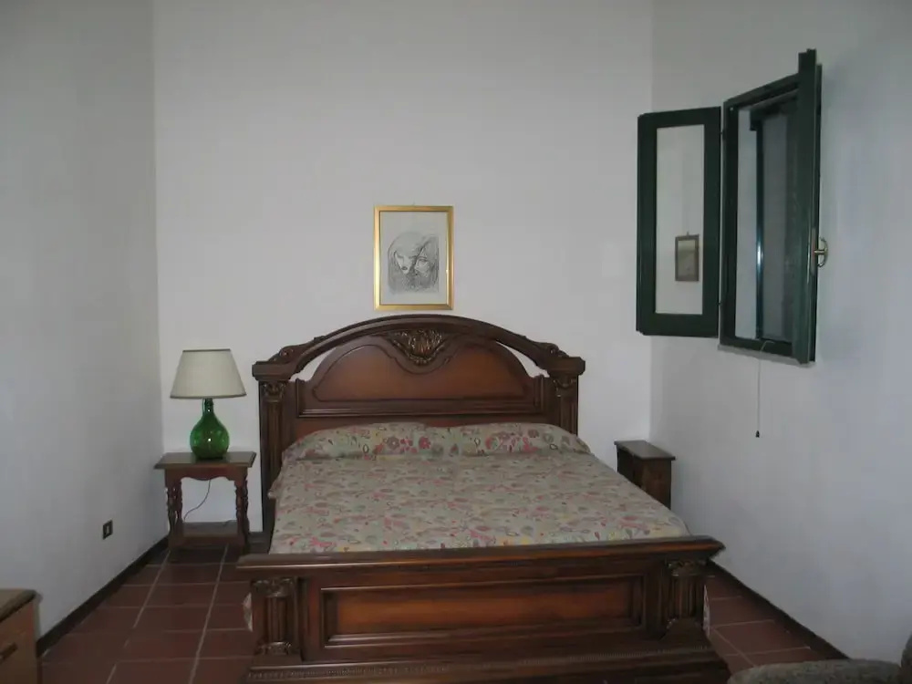 2 Bedrooms Cottage