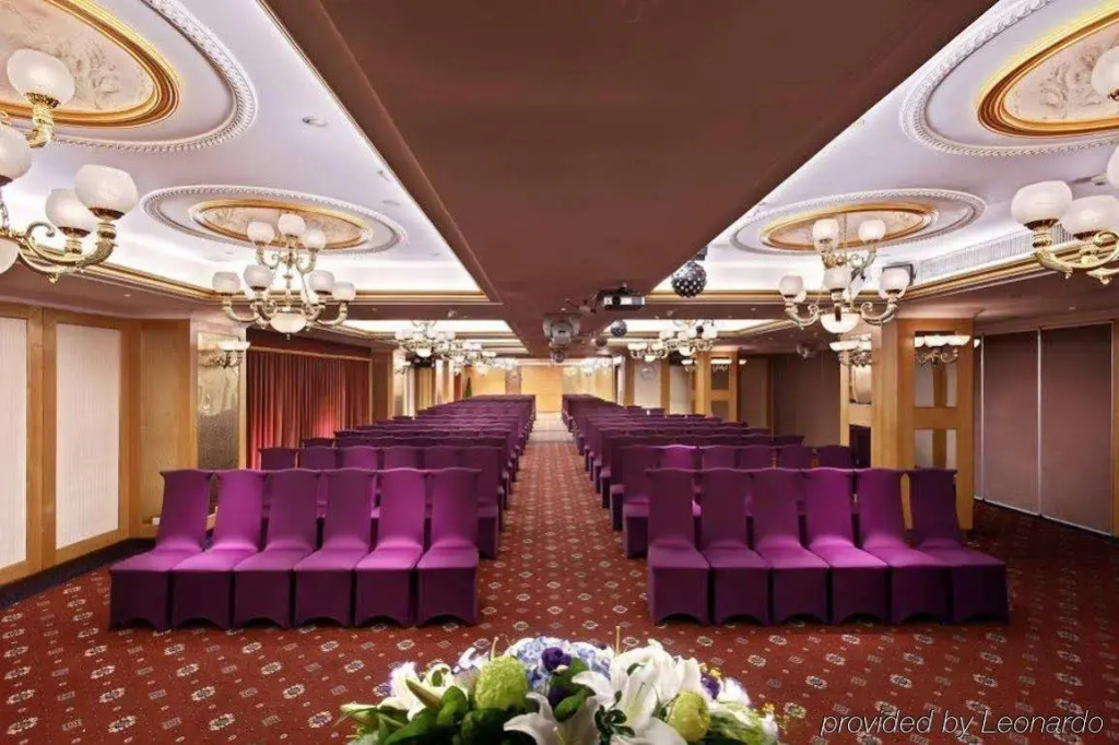 Cosmos Hotel Taipei